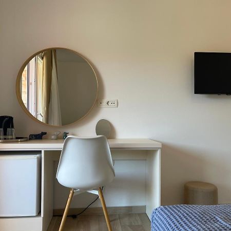 St. Nicholas Rooms Hvar Town Extérieur photo