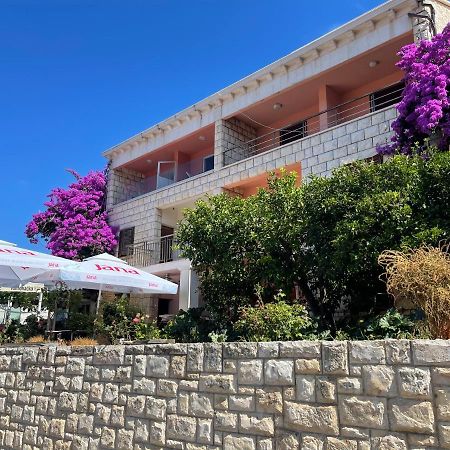 St. Nicholas Rooms Hvar Town Extérieur photo