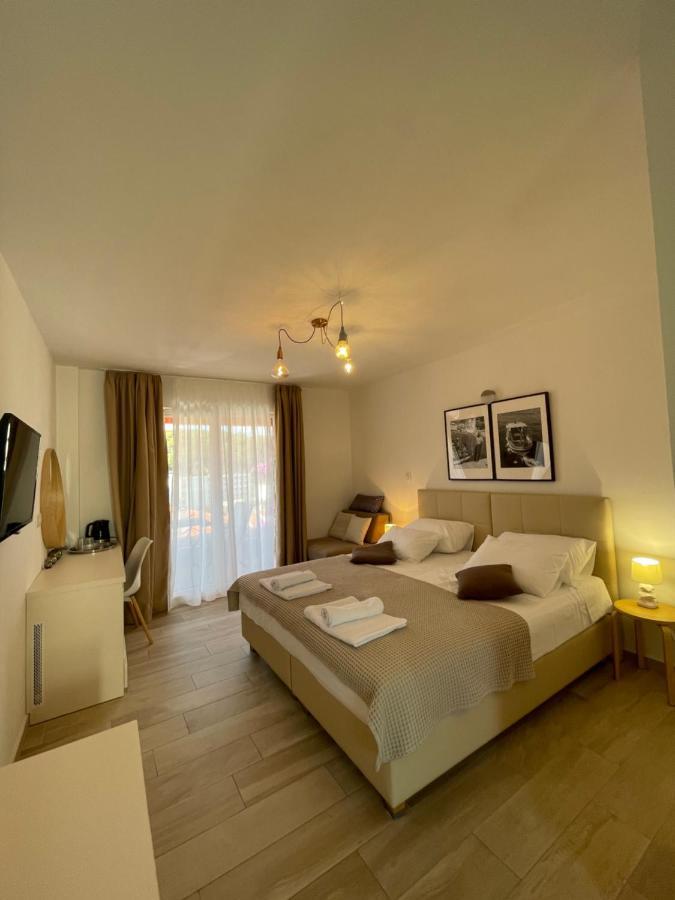 St. Nicholas Rooms Hvar Town Extérieur photo