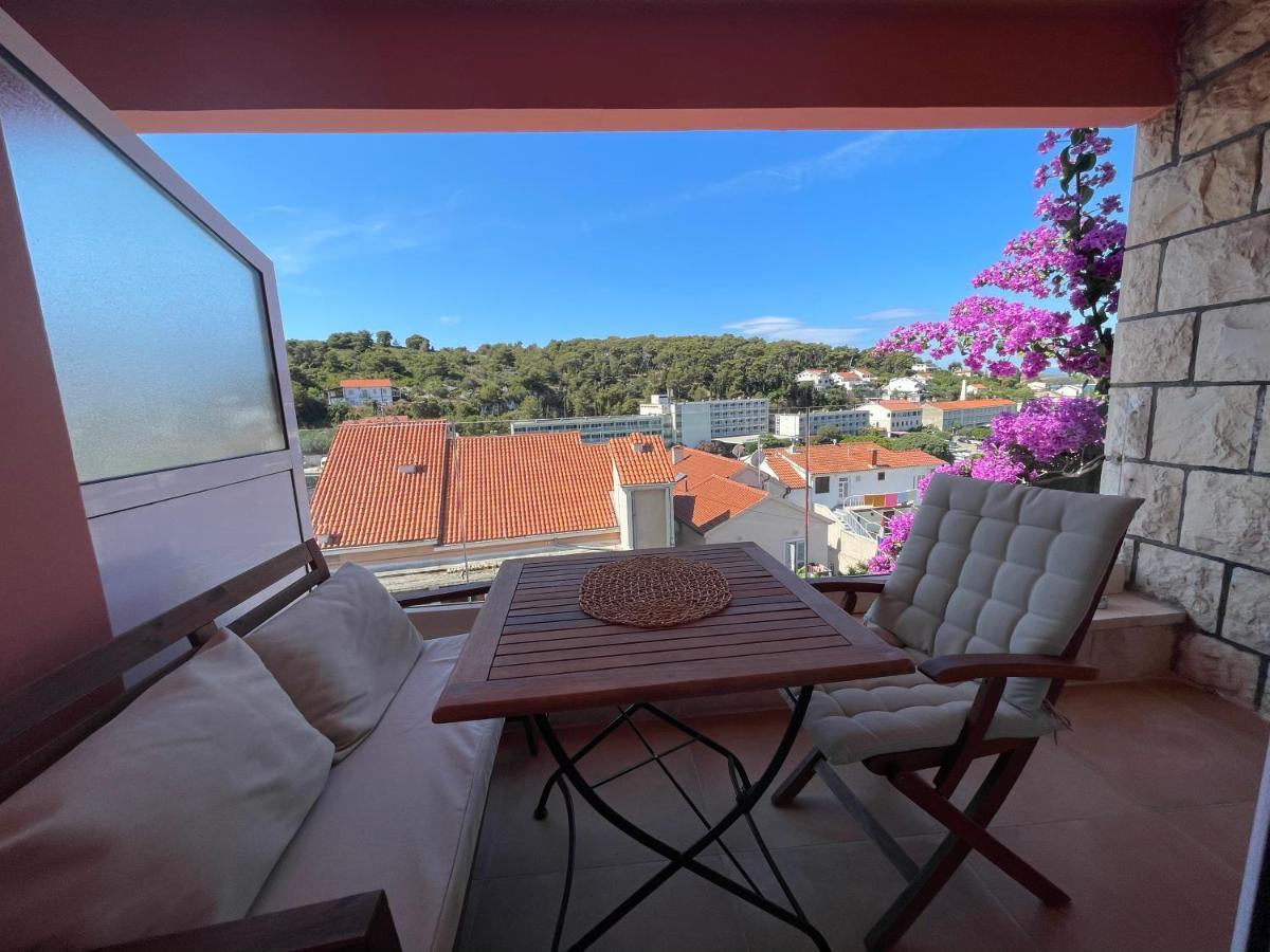 St. Nicholas Rooms Hvar Town Extérieur photo