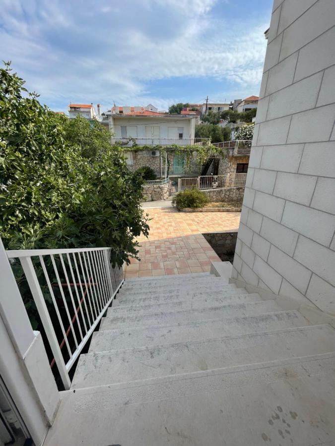 St. Nicholas Rooms Hvar Town Extérieur photo