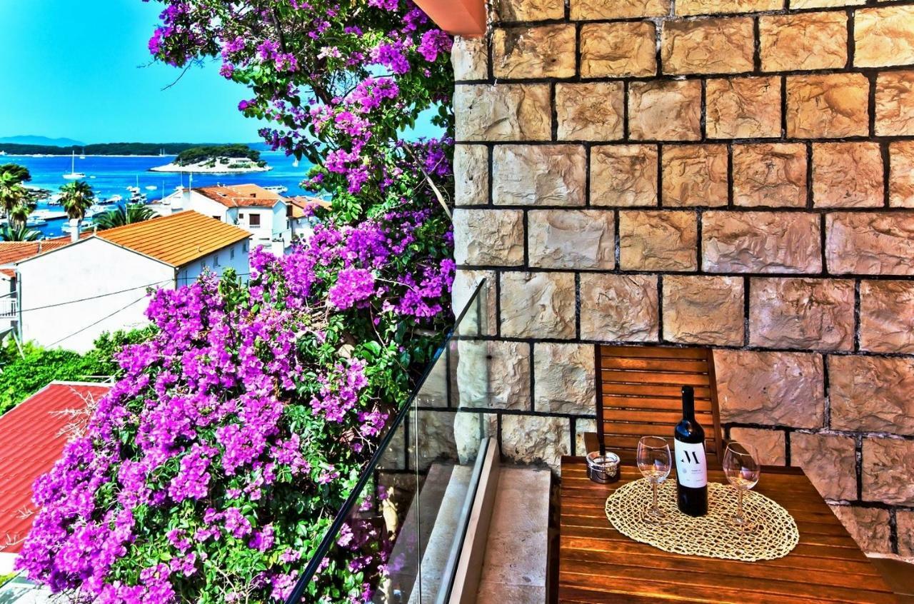 St. Nicholas Rooms Hvar Town Extérieur photo